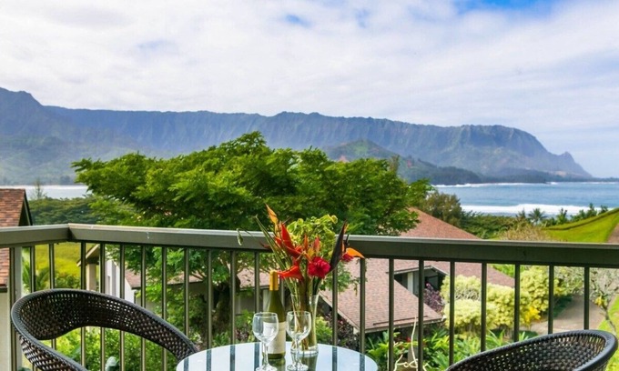 Princeville Resort | Direct Bali Hai & Hanalei Bay Ocean Views - Hotel Studio - 4221