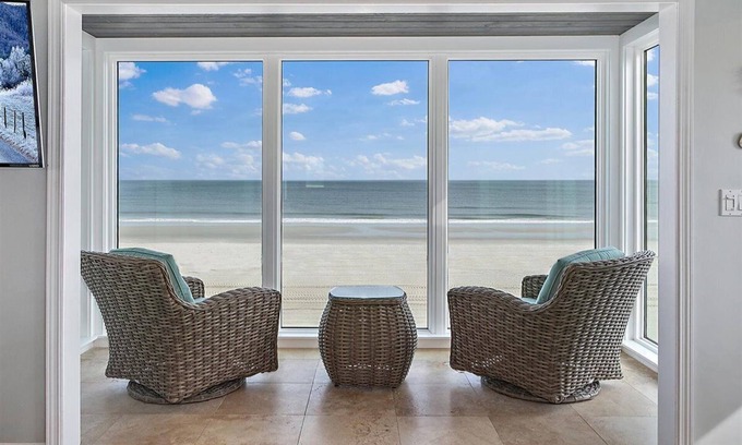 Vilano Beach House | ~Direct Beachfront Oceanfront~Incredible Views~