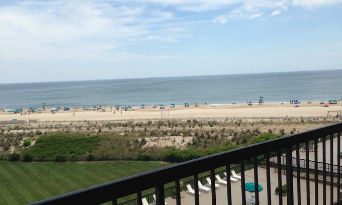 Bethany Beach Condo | Direct Ocean Front Sea Colony East - 2 Bedroom, steps to beach