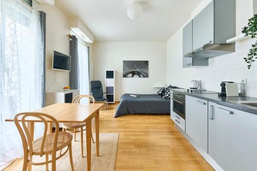 Parc-de-Montsouris Apartment | Direct to Arc de Triomphe