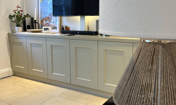 Kennington Villa | Discover our 2-bedroom house with a lush garden