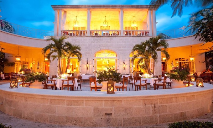 Grace Bay Hotel | Discover Paradise with Private Pool, Gourmet Dining, and Beautiful Beach Access
