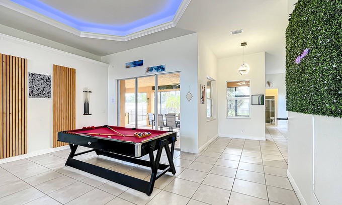 Port Saint Lucie House | Discover Your Oasis: Tropical Haven in Central PSL, Discover Your Oasis: Tropical Haven in Central P