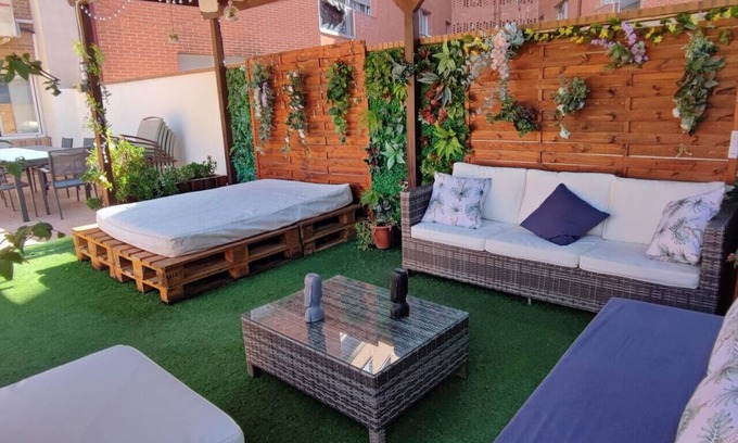 Vilafranca del Penedes House | Disfruta en Acogedor Dúplex, con Chillout Privado