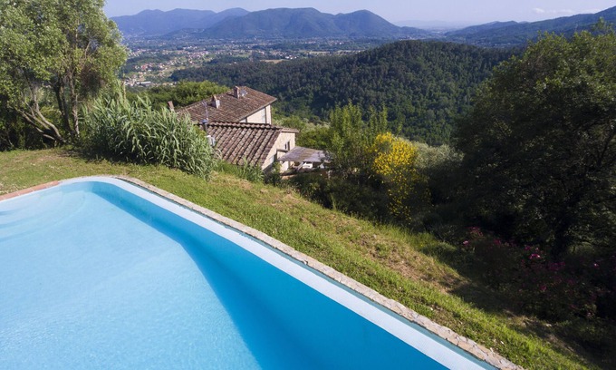 Lucca Historical Center Villa | Distanced space, panoramas & privacy minutes from the walls of Lucca; a/c & pool