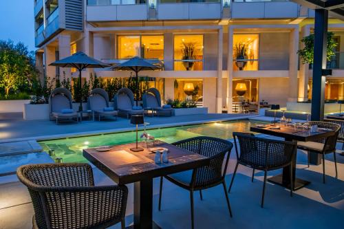 Vouliagmeni Hotel | Divani Escape - Adults Only