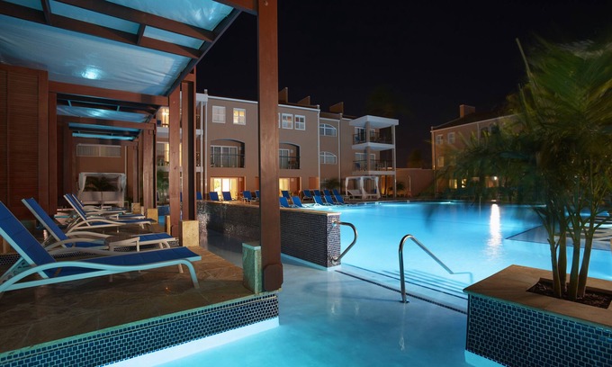 Oranjestad-West Hotel | Divi Dutch Village Beach Resort