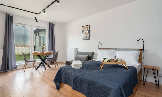 Grunwald Apartment | Dmowskiego 81 | Cozy Studio | Parking, Garden