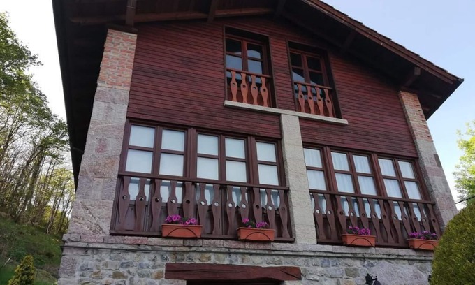 Arriondas House | Doña Leonor's Quintana,