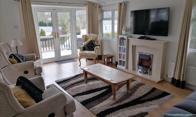 Hastings Cabin | Do you want Style and Comfort - Oak Lodge