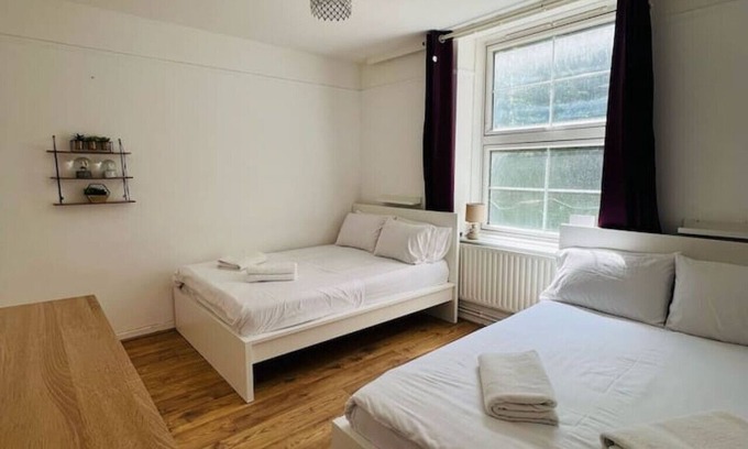 Tower Hill Apartment | Dockside 1-Bed by Tower Bridge