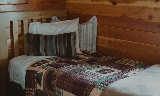 Seeley Lake Cabin | Dockside Cabin at Tamaracks Resort is family-friendly and right on the lake!