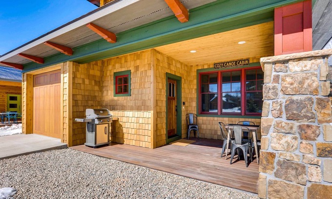 Grand Lake Cabin | Dog-Friendly Cabin in the Heart of Grand Lake!