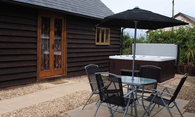 Sticklepath Cabin | Dog Friendly Country Lodge