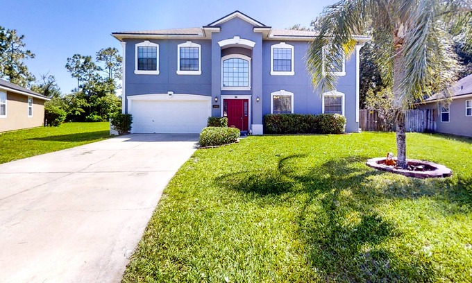 Northside House | Dog-friendly home with patio, grill, board games, & AC - convenient to airport