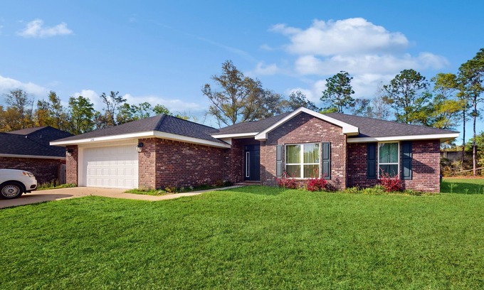 Northeast Pensacola House | Dog-friendly home with massage room, near airport and historic downtown