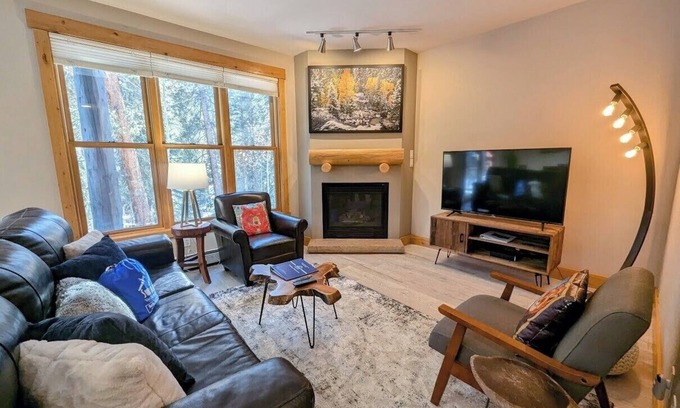 Keystone Condo | Dog friendly, hot tub, free shuttle