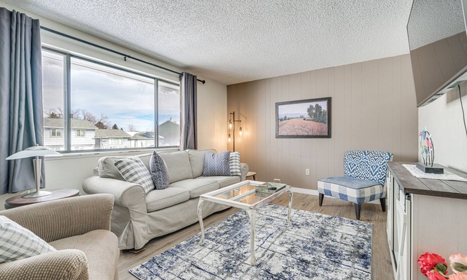 Dillon House | Dog-Friendly Montana Home w/Deck & Fenced-In Yard
