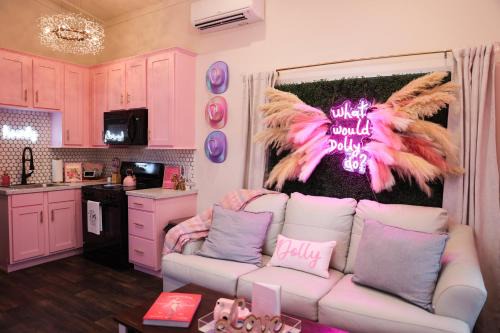 Dover House | Dolly's Place 3