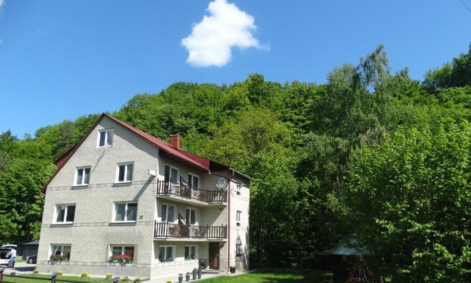 Gorzanka House | Dom nad potokiem - pokoje całoroczne