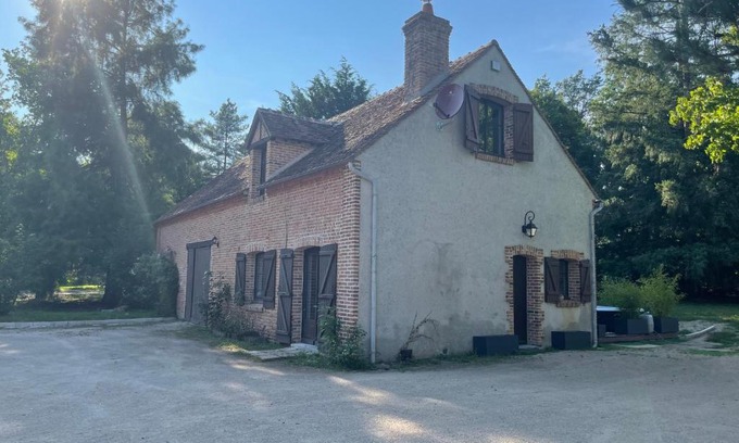 La Ferte-Saint-Aubin House | Domaine de La Carraudière
