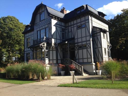 Sains-en-Amienois Bed & Breakfast | Domaine des Bruyères