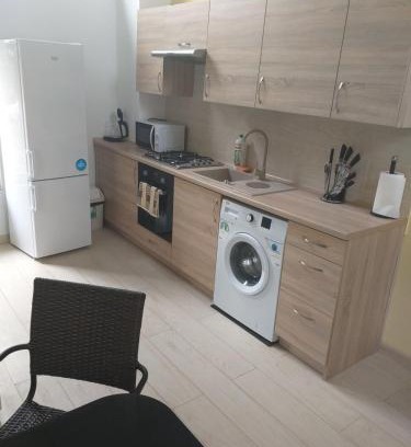 Grodzisk Mazowiecki Cabin | Domek K2 - Niezależny 5 osobowy - NoclegiGrodziskPL 792-535-535