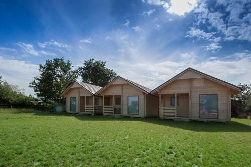 gmina Białobrzegi Cabin | Domki Drewniane Przystań Kajaczek