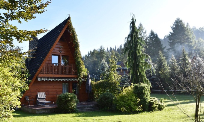 Łopuszna Cottage | DOMKI JANOSIK-Góralski domek z kominkiem, przyjazny zwierzętom, ogrodzony