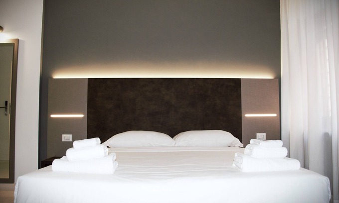 Prati House | Domus Dea Roma - by Trinità