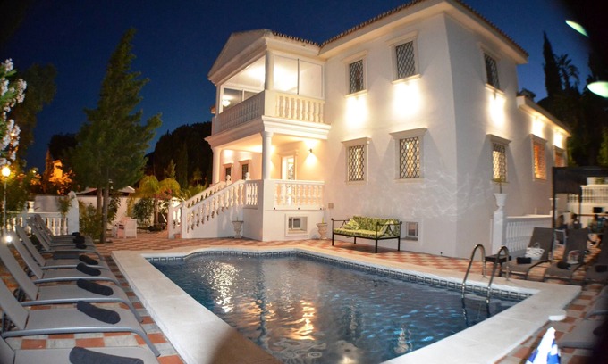 Urbanizacion Hacienda las Chapas Villa | Domus Vesta a luxury huge villa with 10 bedrooms close to Niky Beach and Banus