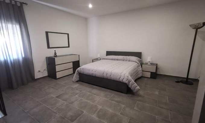 Valguarnera Caropepe Apartment | DOMVS GIVLIANO