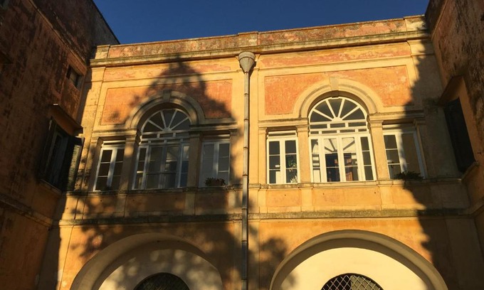 Specchia Bed & Breakfast | Donna Bianca B&B