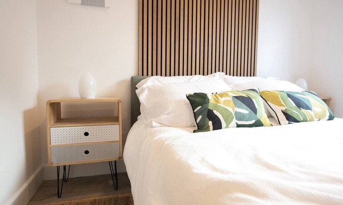Poole Apartment | Dorset Stylish Apartment