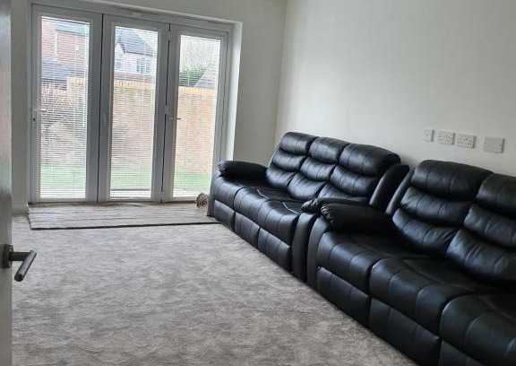 Cheadle House | Double bedroom in Cheadle