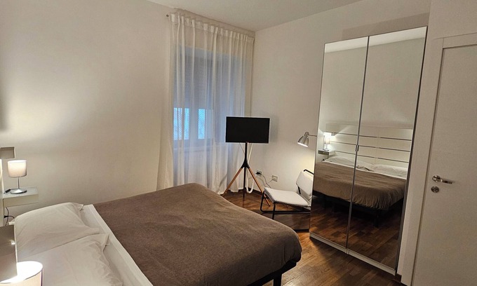 Potenza House | Double or Twin - Private Bathroom Inside