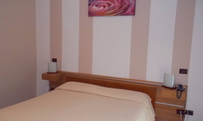 Ospedaletto D'Alpinolo Hotel | DOUBLE ROOM DOUBLE ROOM - ROYAL HOTEL