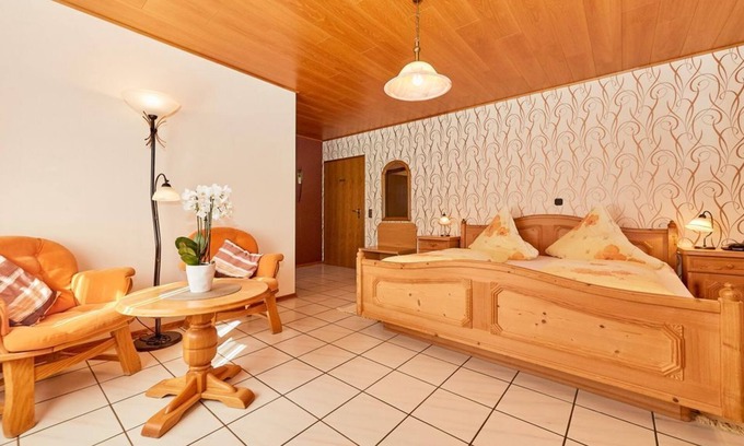 Traben-Trarbach Bed & Breakfast | Double room 1 - Gäste- und Weinhaus Haus Schatzgarten