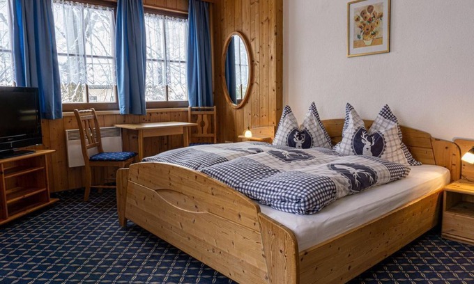 Muehlbach Am Hochkoenig House | Double room, balcony (room 2) - Gasthof Scherer