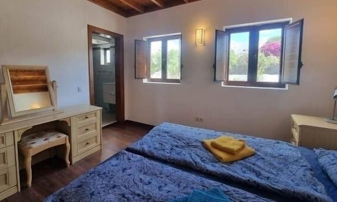 Tinajo Apartment | Double room for 2 guests with 17m² in Tinajo (182360)