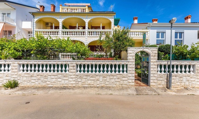 Valbandon Villa | Double Room in Fažana - near the Beach