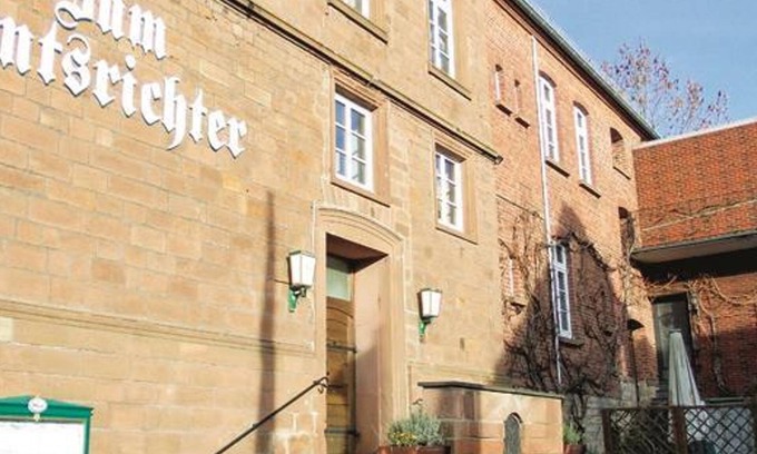Hillesheim Hotel | Double Room - Non-Smoking - Shower /WC - Hotel-Garni Zum Amtsrichter