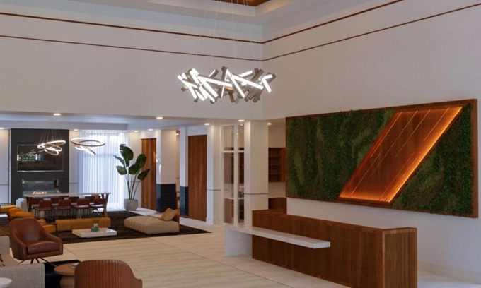 Westchase Hotel | DoubleTree by Hilton Houston Westchase