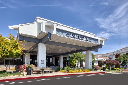 Sacramento Hotel | DoubleTree By Hilton Sacramento