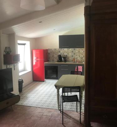 Saint-Chinian Apartment | Douceur occitane