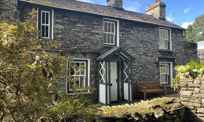 Grasmere House | Dove Holme Cottage
