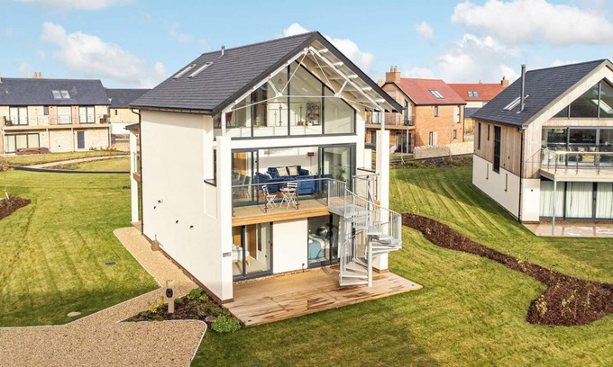 Warmwell House | Down Time (BR21), Silverlake, Dorset