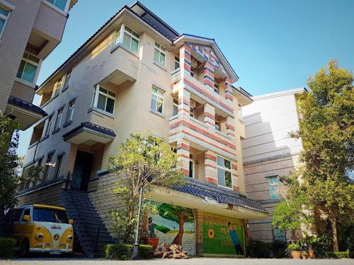 Tongluo Hotel | Downshifters House