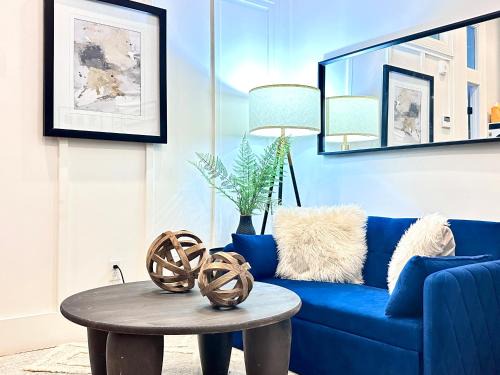 Downtown Apartment | Downtown 1BR Apt Walk to Convention Center