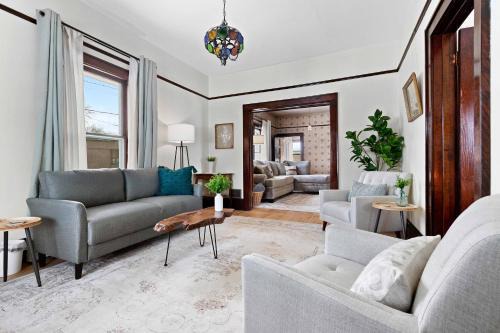 Gillett House | Downtown Gillett Bungalow, Fireplace, 3B, Historic